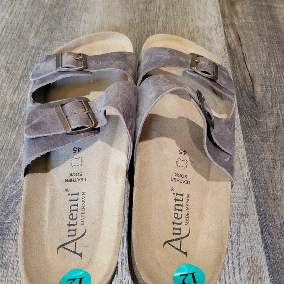 Autenti i Leather Sandals with Buckles - Picture 4 of 9